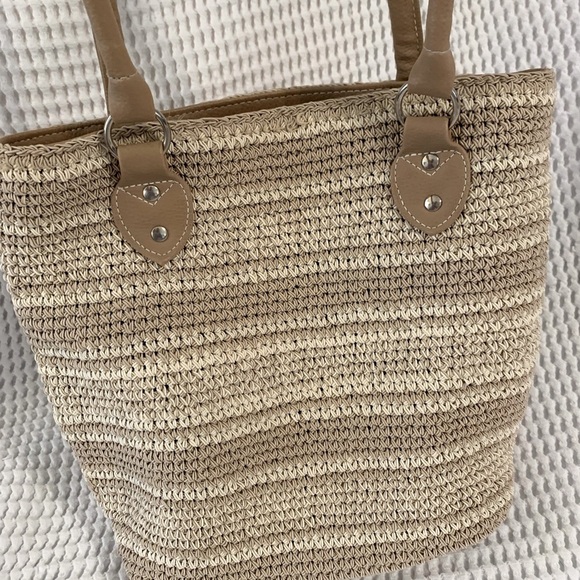 Woven hand bag with leather handles - Picture 4 of 5
